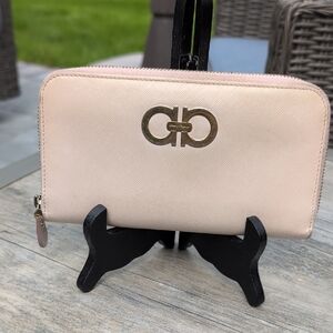 Salvatore Ferragamo Pink Wallet with Gold Logo